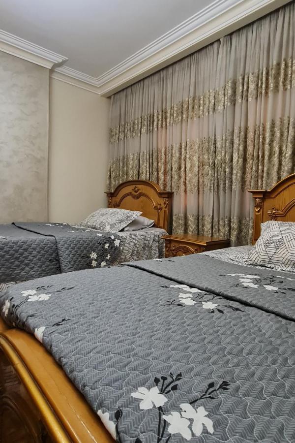 Comfy 3 Bedrooms Apartment In Cairo 96 ภายนอก รูปภาพ
